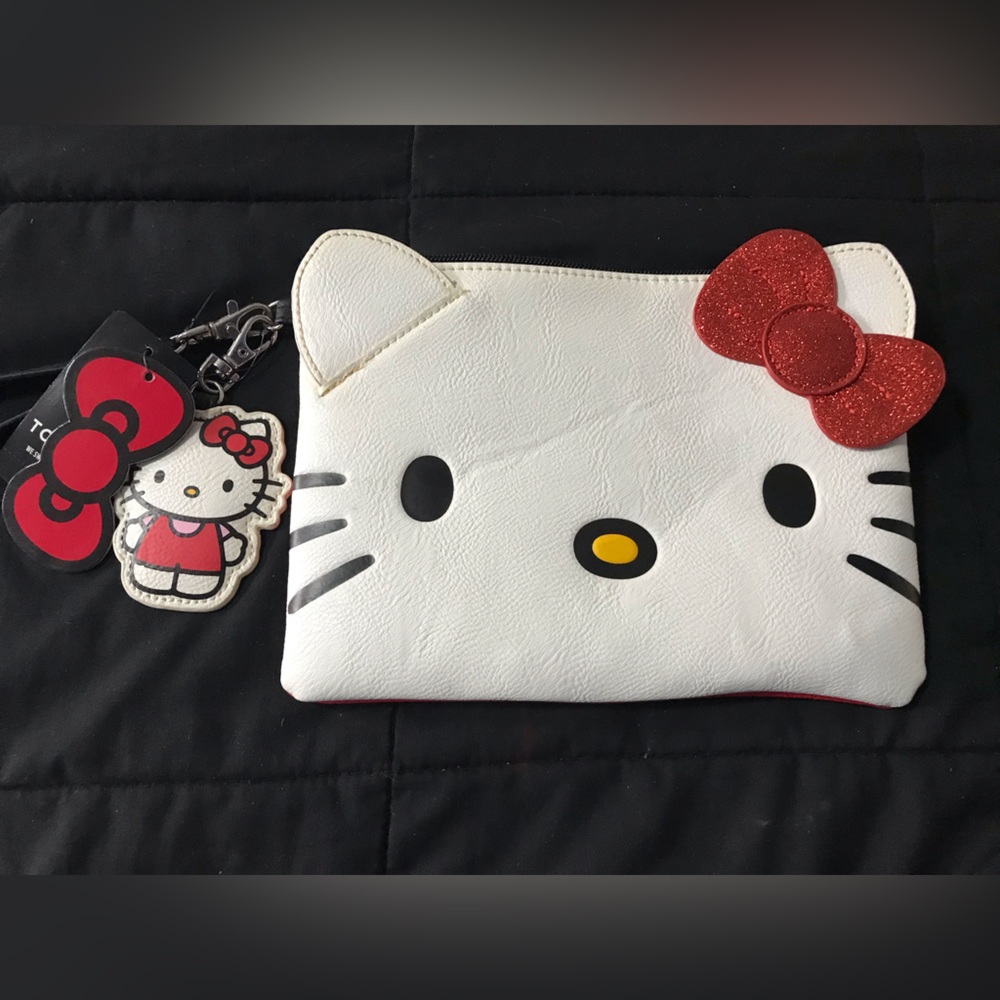 Hello Kitty wristlet new with tags